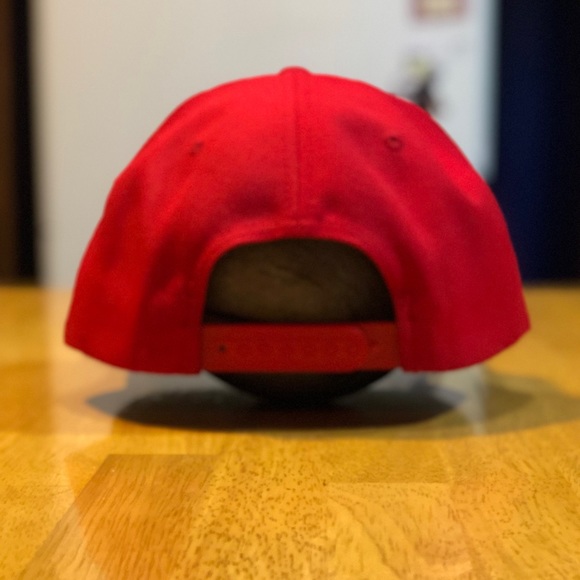 Bread over bed graphic SnapBack/Alpha Romeo emblem - Picture 3 of 4